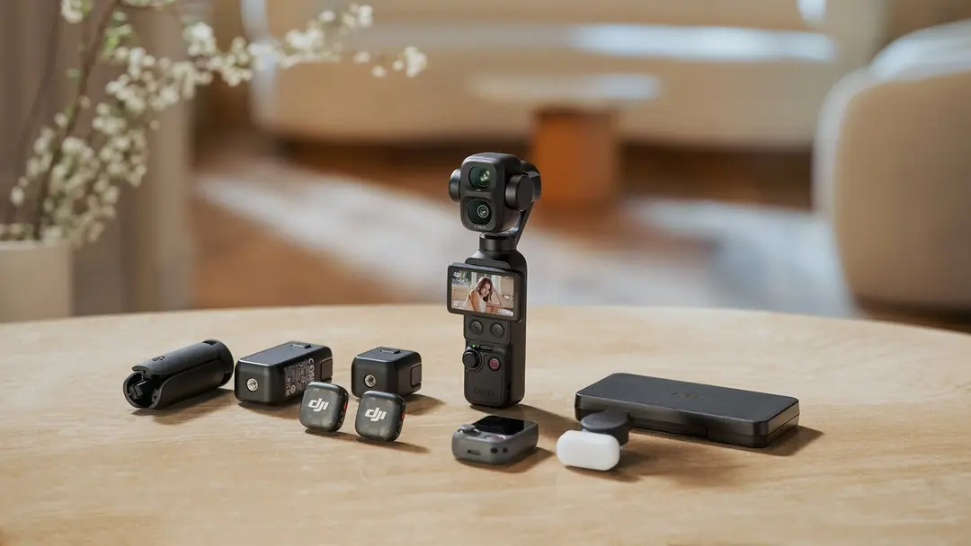 DJI Osmo Pocket 4P Standard Combo Gimbal