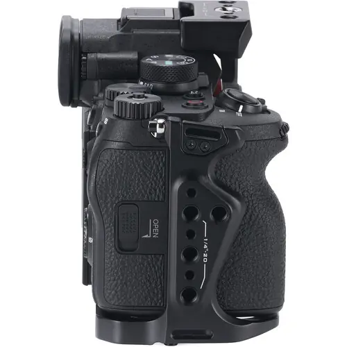 Tilta Full Camera Cage for Sony Alpha 7 V ( A7IV & A7R V uyumludur)